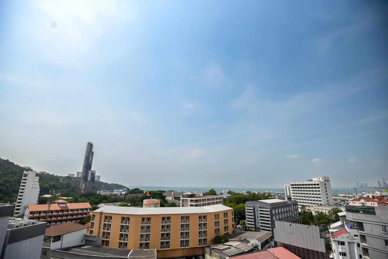 Pattaya Hiso Hotel Bagian luar foto